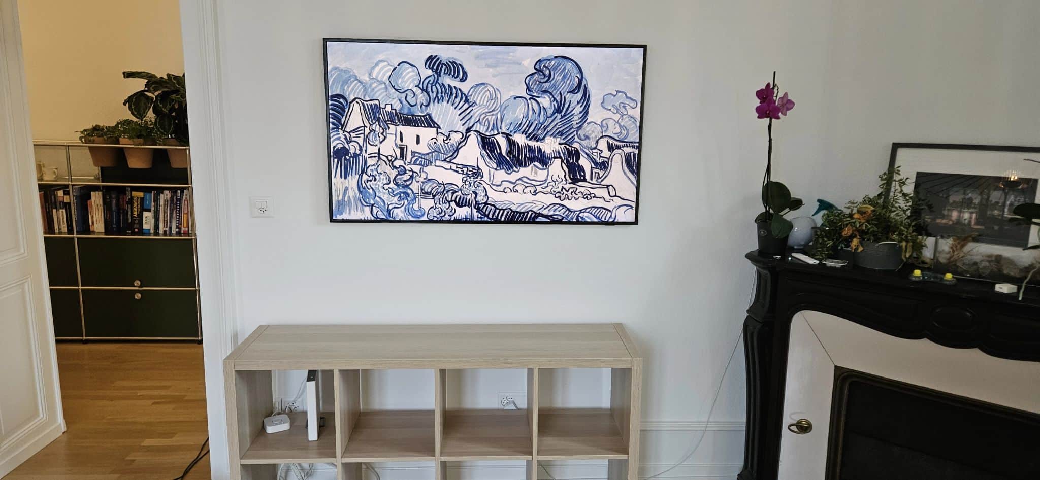 Installation au mur d'une télévision Samsung The Frame
