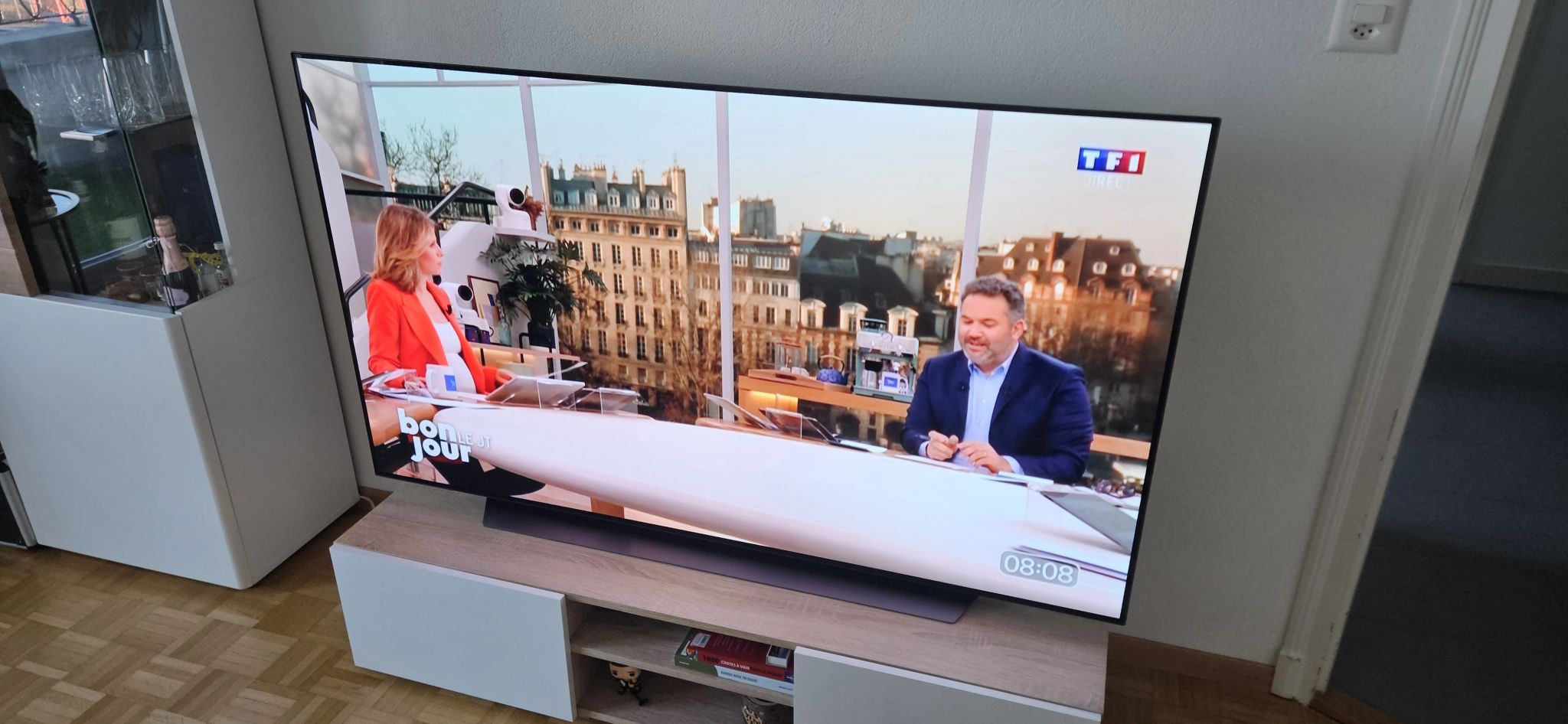Photo d'une TV OLED65C17LB que nous avons réparée chez le client