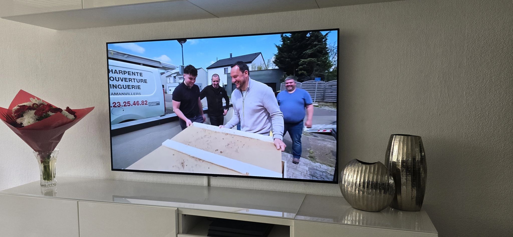 Photo d'une TV modèle OLED65B19LA que nous avons réparée