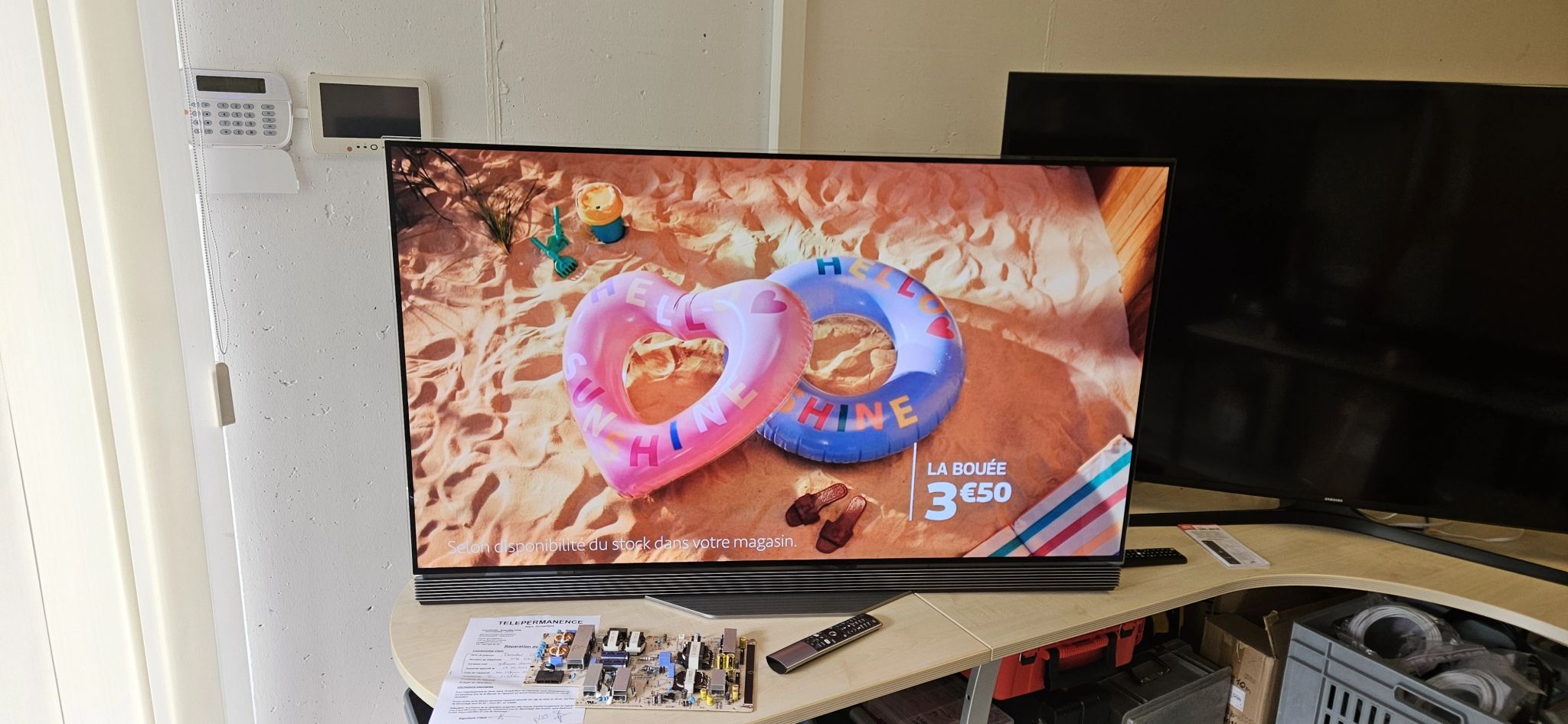 Photo d'une télévision OLED LG OLED55E7N que nous avons réparée